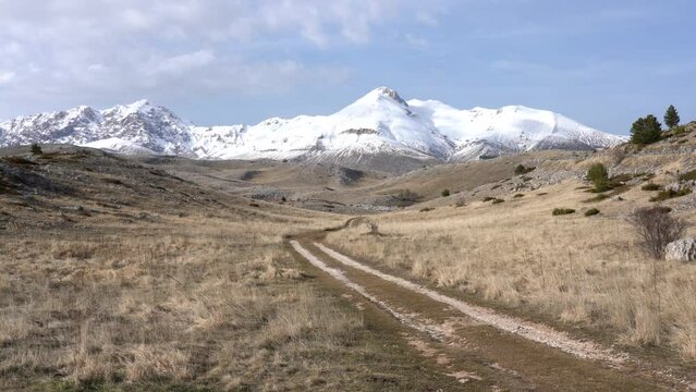 Amazing panoramic winter view in the Gran Sasso e Monti della Laga National Park. Abruzzo, central Italy.