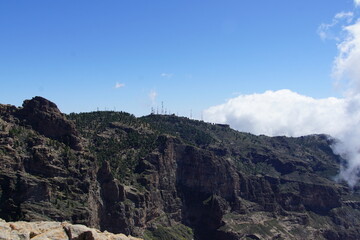 Trekking in Gran Canaria mountains, highest peaks, Gran Canaria, March 2024, volcanic island, volcanic views, landscapes, rock formations, pinus canariensis, canary island pine tree,