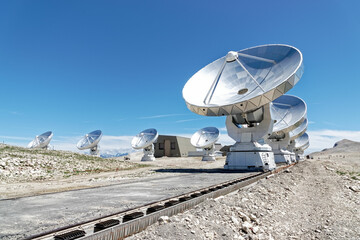 Radiotélescopes du plateau de Bure - Massif du Dévoluy