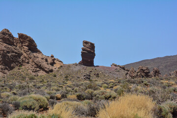Roque Cinchado rocks in Teide National Park - 772476331