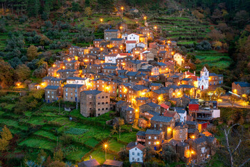 Pi&oacute;d&atilde;o, a village in the mountain