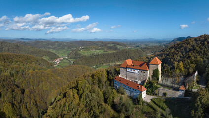 Landscape with Romanic castle Podsreda, Slovenia - obrazy, fototapety, plakaty