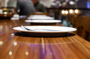 restaurant table setting