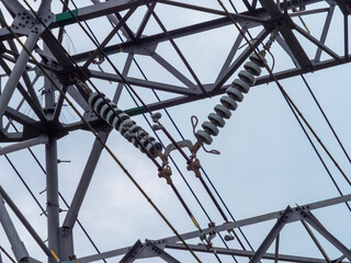 送電塔の碍子
