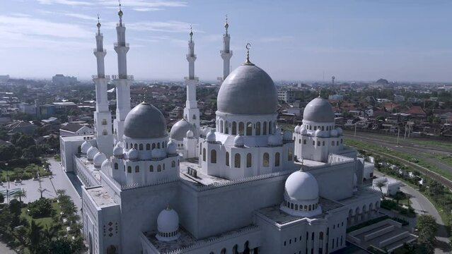 aerial view of the Sheikh Zayed Grand Mosque, Solo