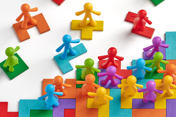 . Human figures depict concepts: the hierarchical system of the organization of the company, the recruitment of personnel. Team building personnel leadership. Efficient, productive business teams