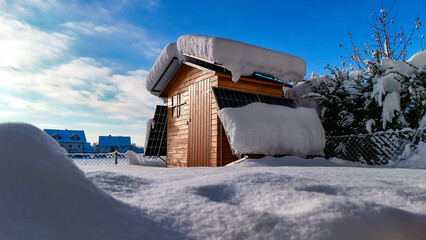 Balkonkraftwerk im Winter mit 4 Solarmodulen