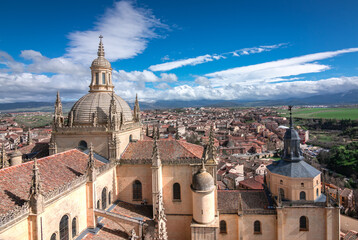 Catedral de Segovia, de estilo gótico  y renacentista construida entre los siglos XVI y...