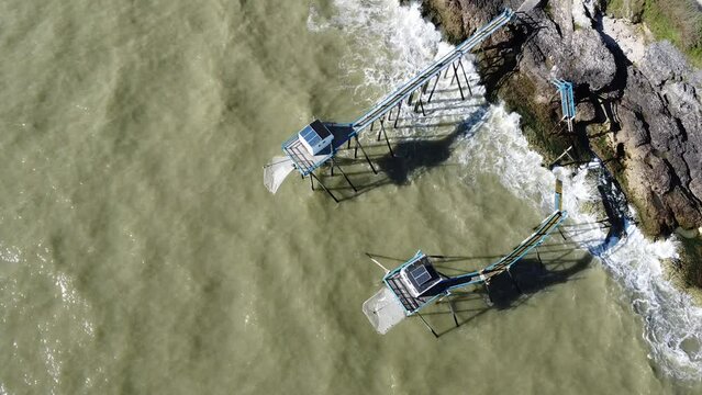 Plage de royan et ses carrelets 