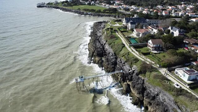 Plage de royan et ses carrelets 