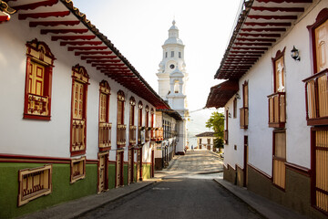 Fototapeta na wymiar View of the beautiful Heritage Town of Salamina located at the Department of Caldas in Colombia
