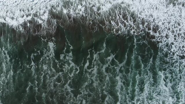Olas en la costa 1, DJI Mini 2 SE, 2.7K 30fps