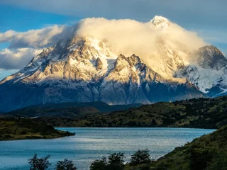 Cercles muraux Cuernos del Paine Morning light at Lake Pehoe in Torres del Paine National Park in Chile Patagonia