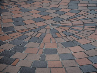 レンガ調のタイル張りの床