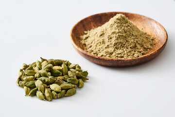 カルダモン　cardamom