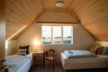 Interior Bedroom Hostel Iceland - Bright Warm Window - Bed Wooden
