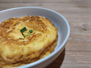 Thai style fluffy omelette