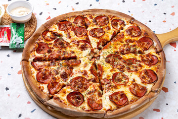 Pizza, original, pepperoni, combination, olive, ham, cheese, sweet potato, tomato, chicken, fried, fried