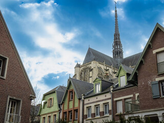 Obraz premium Traditional Cathedral building in Amiens , France