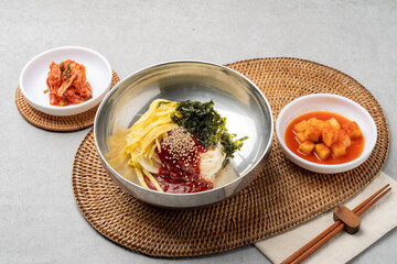 Korean food, snack food, rice, kimbap, vegetables, cheese, spicy, chili peppers, carrots, tuna, little ones, feast, noodles, bibim, cold, soybean noodles, clams, kalguksu