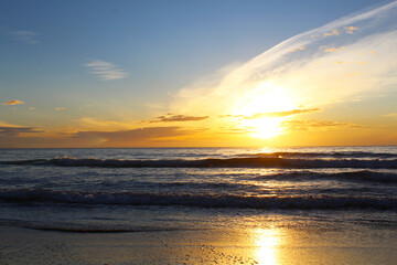 Obraz premium sunset over the sea