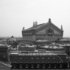 Grayscale shot of the Palais Garnier (Opera Garnier) in Paris, France