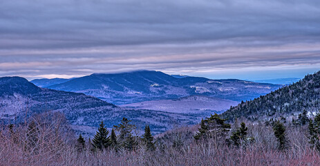  White Mountains are a mountain range of the state of New Hampshire - 774124335