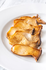 Fried eryngii mushrooms
