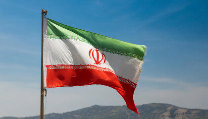 Fahne, die Nationalfahne von Iran flattert im Wind