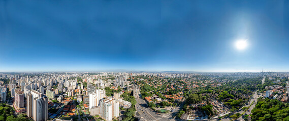 Foto aérea da zona oeste da cidade de São Paulo a 120m de altura.