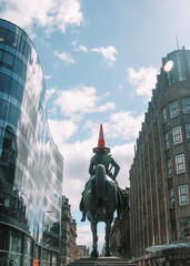 glasgow cone statue