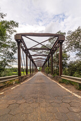 ponte sobre o rio das velhas, na cidade de Santo Hipólito, Estado de Minas Gerais, Brasil