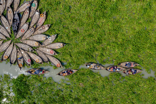  waterway transportation on Shitalakshya River is a distributary of the Brahmaputra, Dhaka Bangladesh