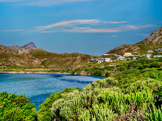 Fototapeta na wymiar Beautiful mountain village of Rooi-Els on the indian ocean, Western Cape, South Africa