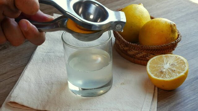 squeeze a fresh lemon 