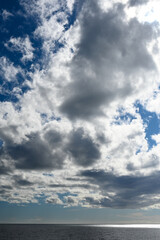 ciel nuage soleil climat environnement carbone ozone  - obrazy, fototapety, plakaty