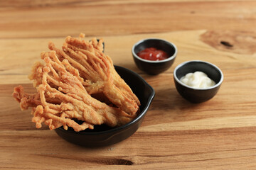 Deep Fried ENoki Mushroom with Sauce and Mayonaise