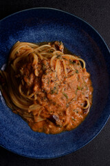 ツナのトマトソースパスタ