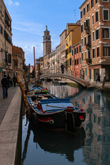 Fototapeta na wymiar canal in Venice Italy