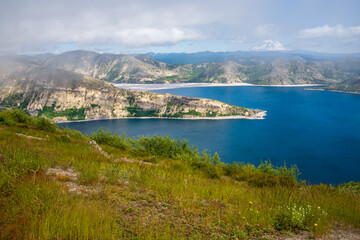 Obraz premium Mount St. Helens, Stratovolcano in Skamania County, Washington State