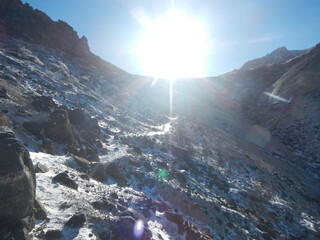 那須岳の斜面 岩肌