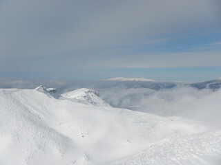 雪の安達太良山からの景色