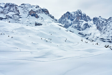 Pictures of Madona di Campiglio snow routes - 774864120