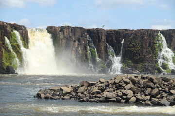 cachoeira se santo antônio em laranjal do jari, amapá