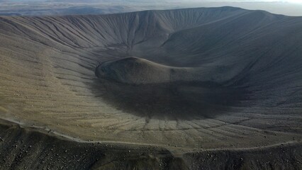 Large crater on a mountain - obrazy, fototapety, plakaty
