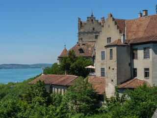 Fototapeta na wymiar Scenic view of the buildings located on the shore of lake Constance in Meersburg, Germany