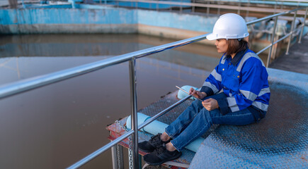 Environmental engineers work at wastewater treatment plants,Water supply engineering working at Water recycling plant for reuse,Check the amount of chlorine in the water to be within the criteria.