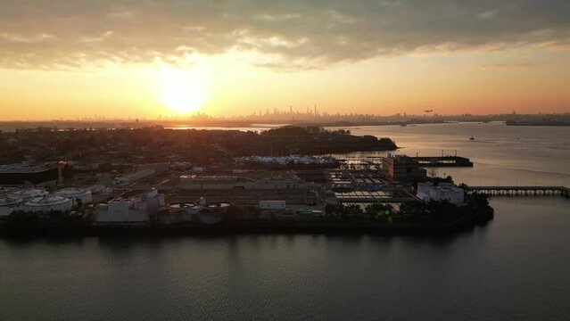 15,256 - Beautiful Slider Sunset Silhouette Shot of the New York City Skyline