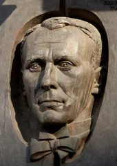Foto auf Acrylglas Soviet memorial plaque to Mykhail Bulgakov in Andrew's Descent in Kyiv © maxsyd