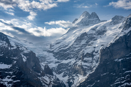 Wetterhorn and Mattenberg in spring